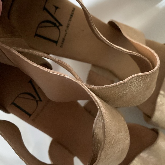 DIANE VON FURSTENBERG Opal Wedge Sandals - Picture 2 of 14